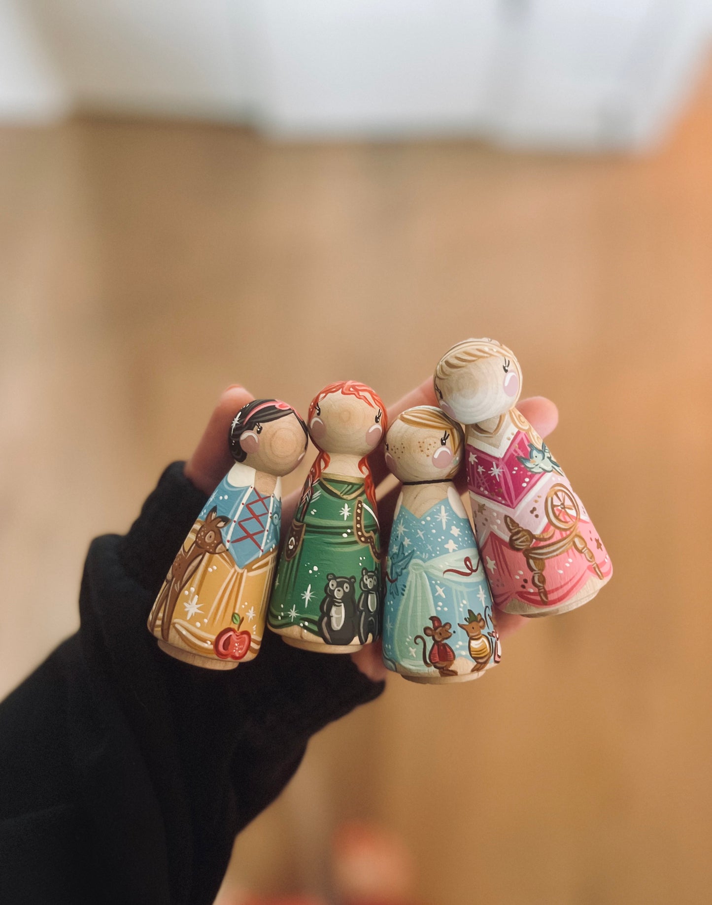 Peg Dolls - Characters/ Princesses