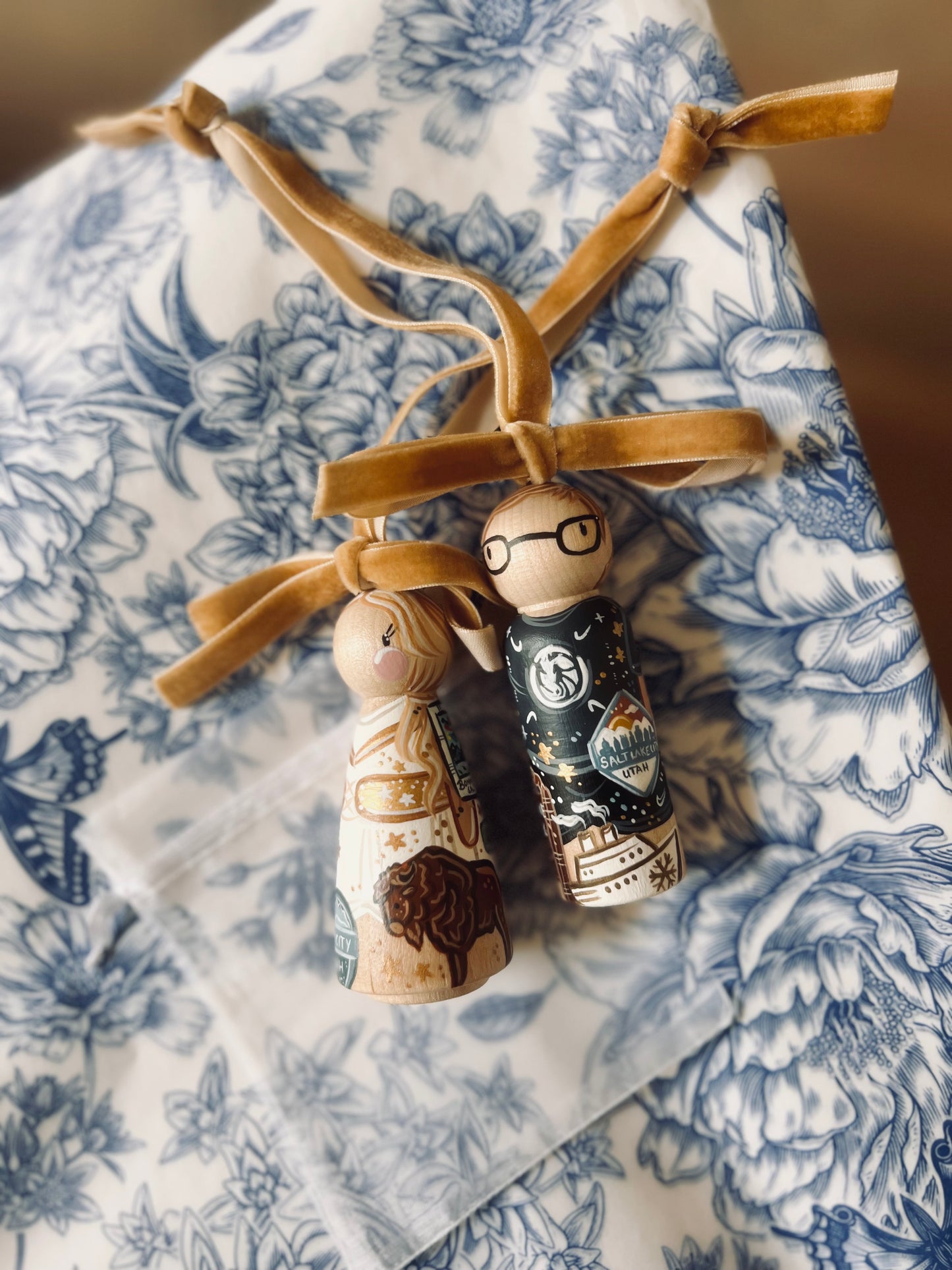Seasonal - Christmas Ornament Peg Doll - With Hook and Ribbon
