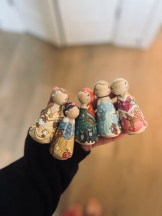 Peg Dolls - Characters/ Princesses