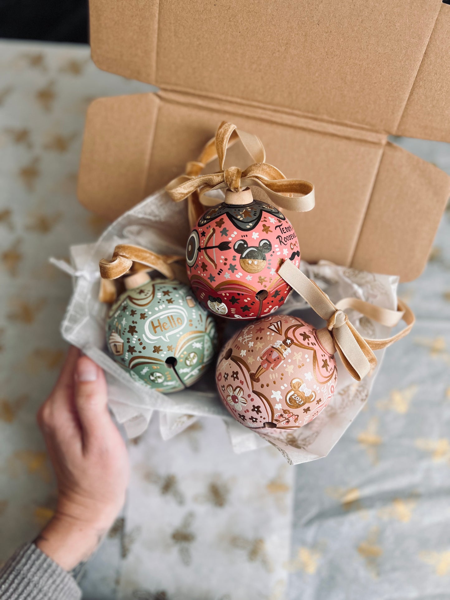 Seasonal - Christmas Ornament - Christmas Delivery