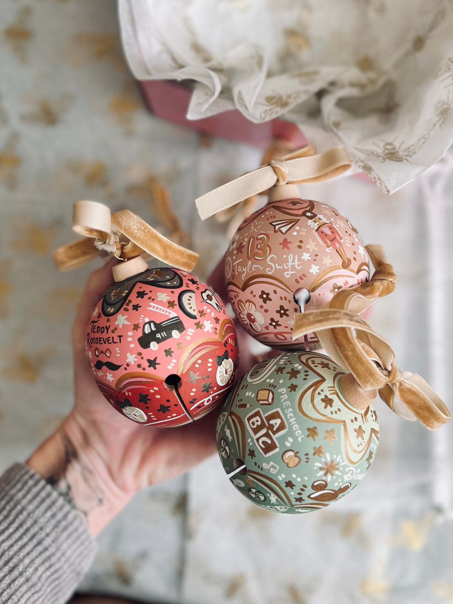 Seasonal - Christmas Ornament - Christmas Delivery