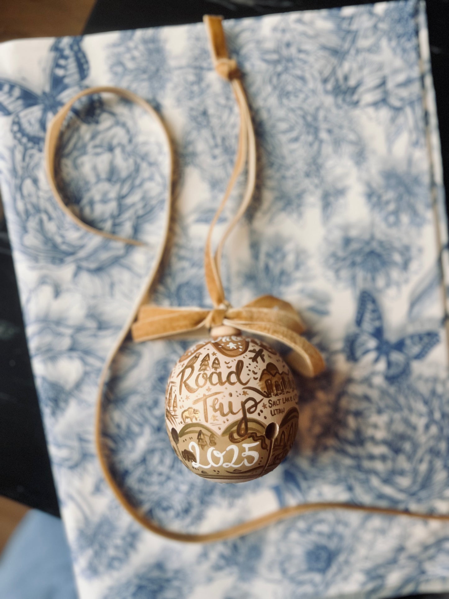 Seasonal - Christmas Ornament - Christmas Delivery
