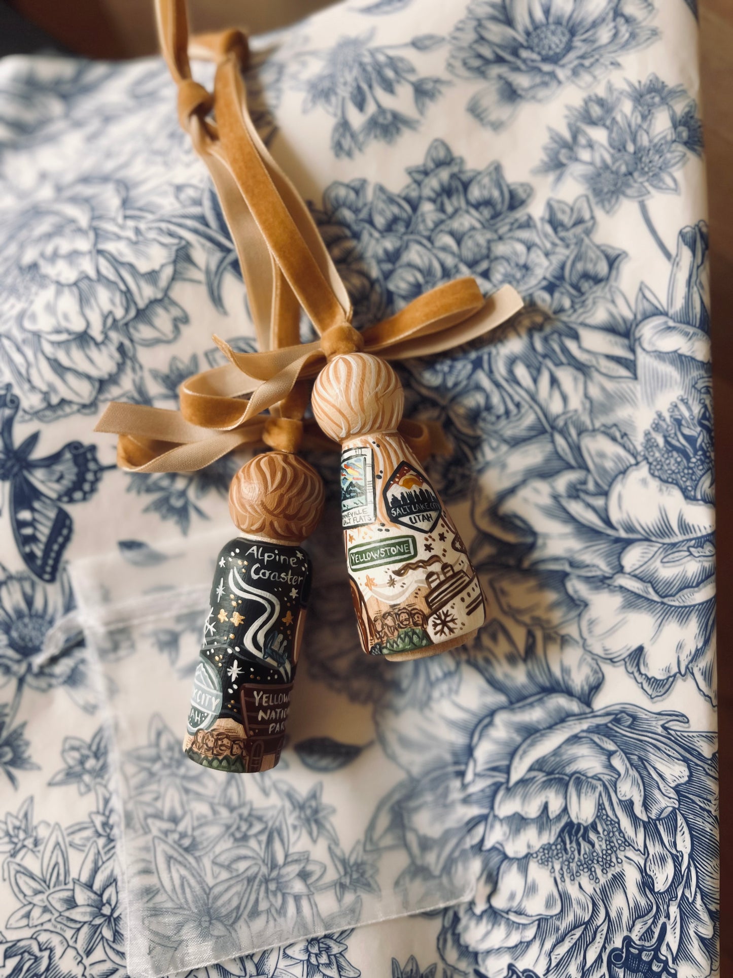Seasonal - Christmas Ornament Peg Doll - With Hook and Ribbon