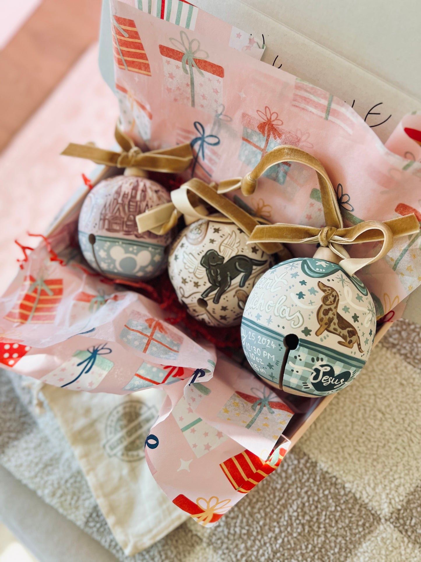 Seasonal - Christmas Ornament - Christmas Delivery