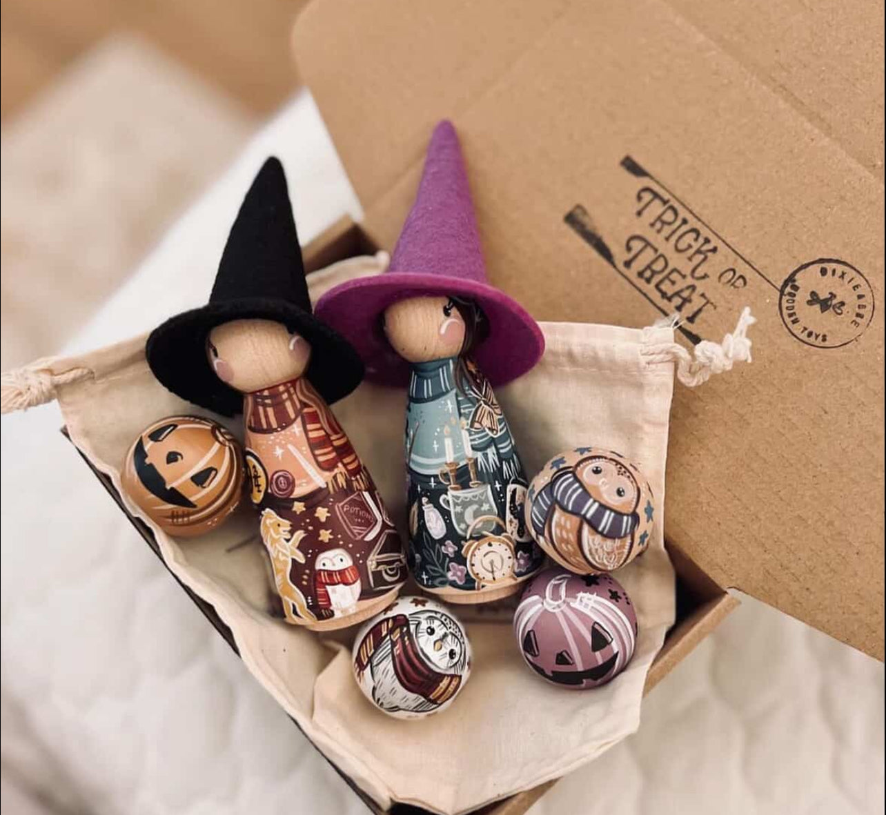 Seasonal -  Halloween Witch with hat
